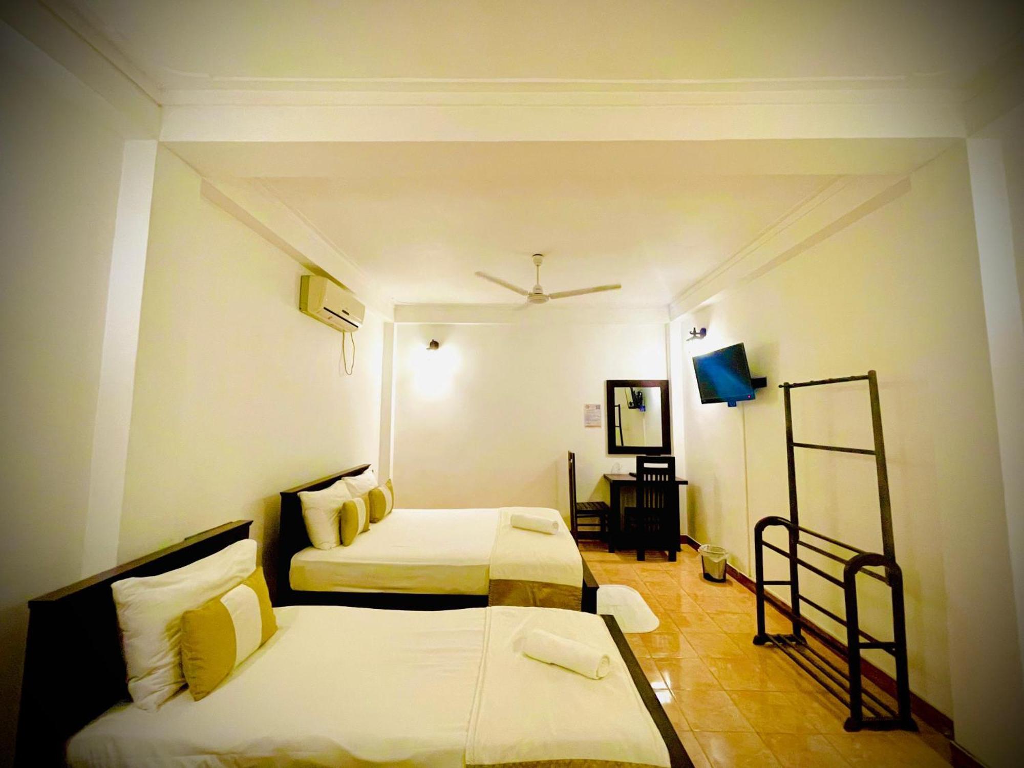 Hotel Grand Casa كاندي المظهر الخارجي الصورة