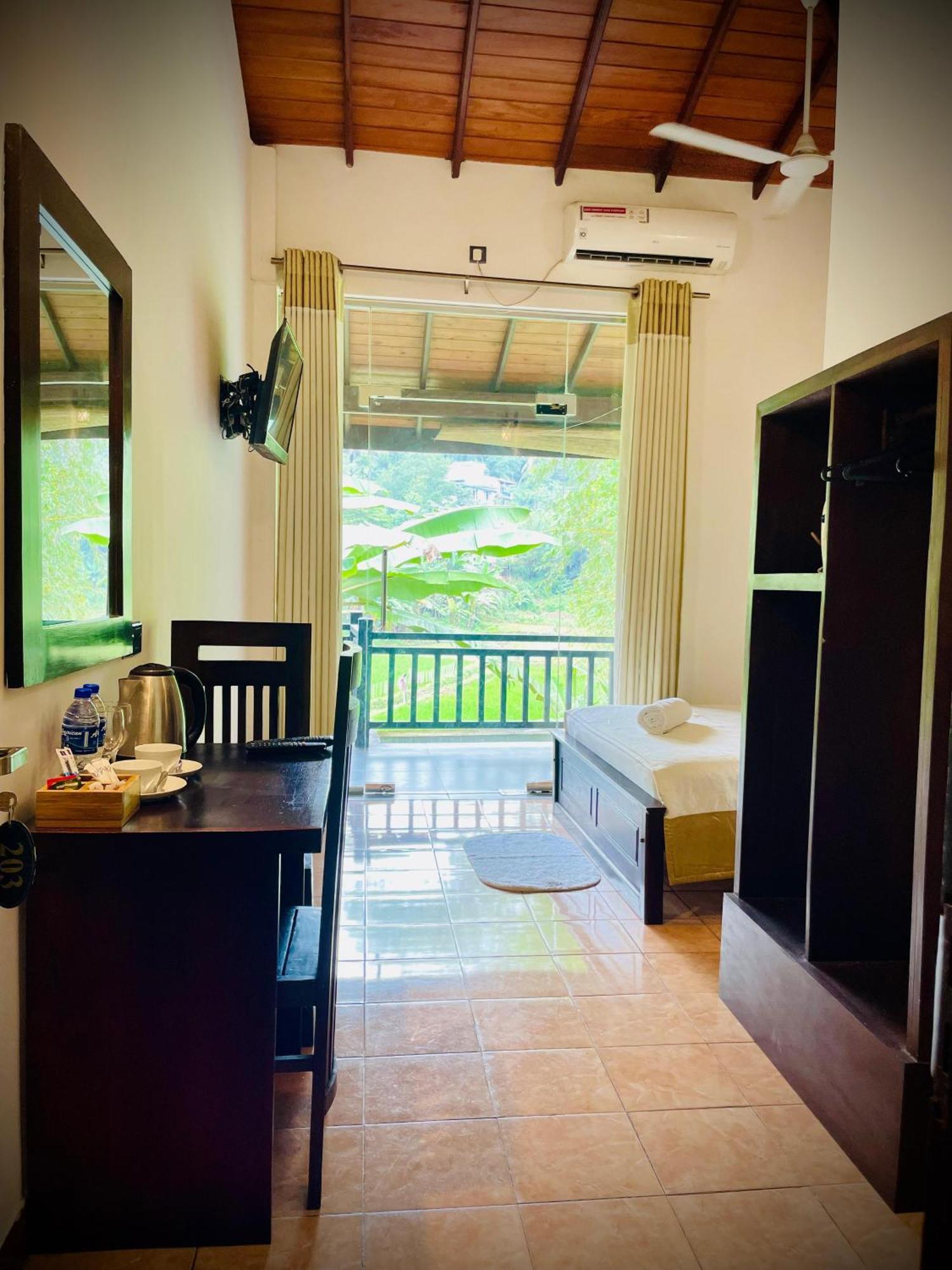 Hotel Grand Casa كاندي المظهر الخارجي الصورة